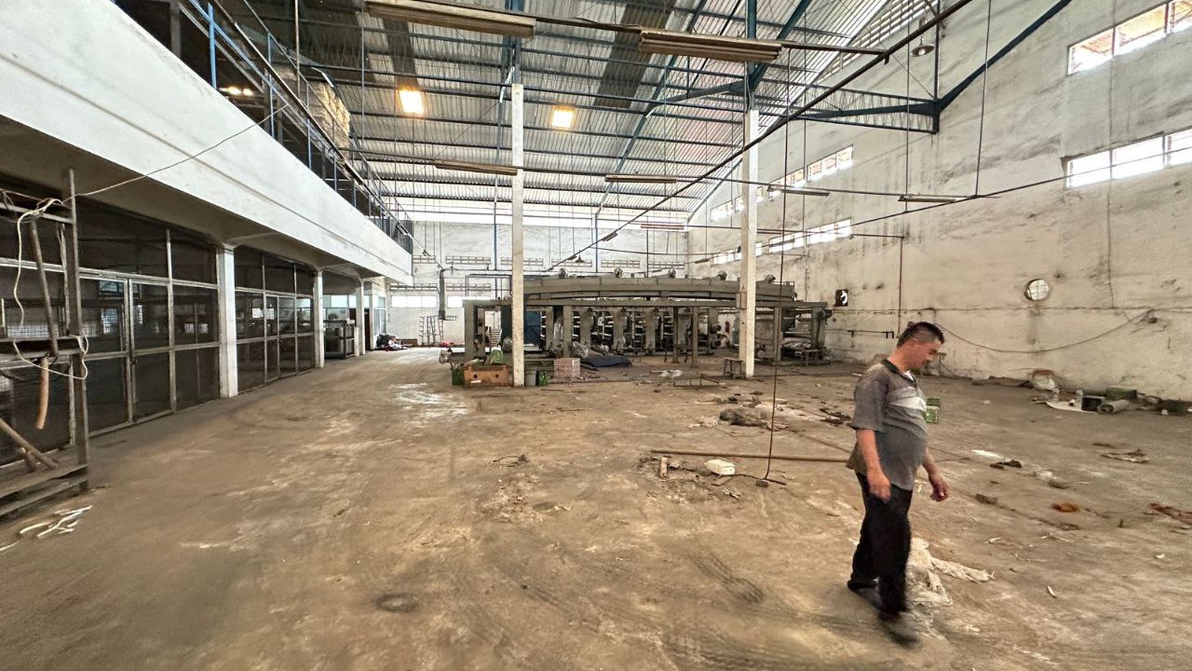 Dijual Pabrik Di Jalan Raya Kletek Sidoarjo