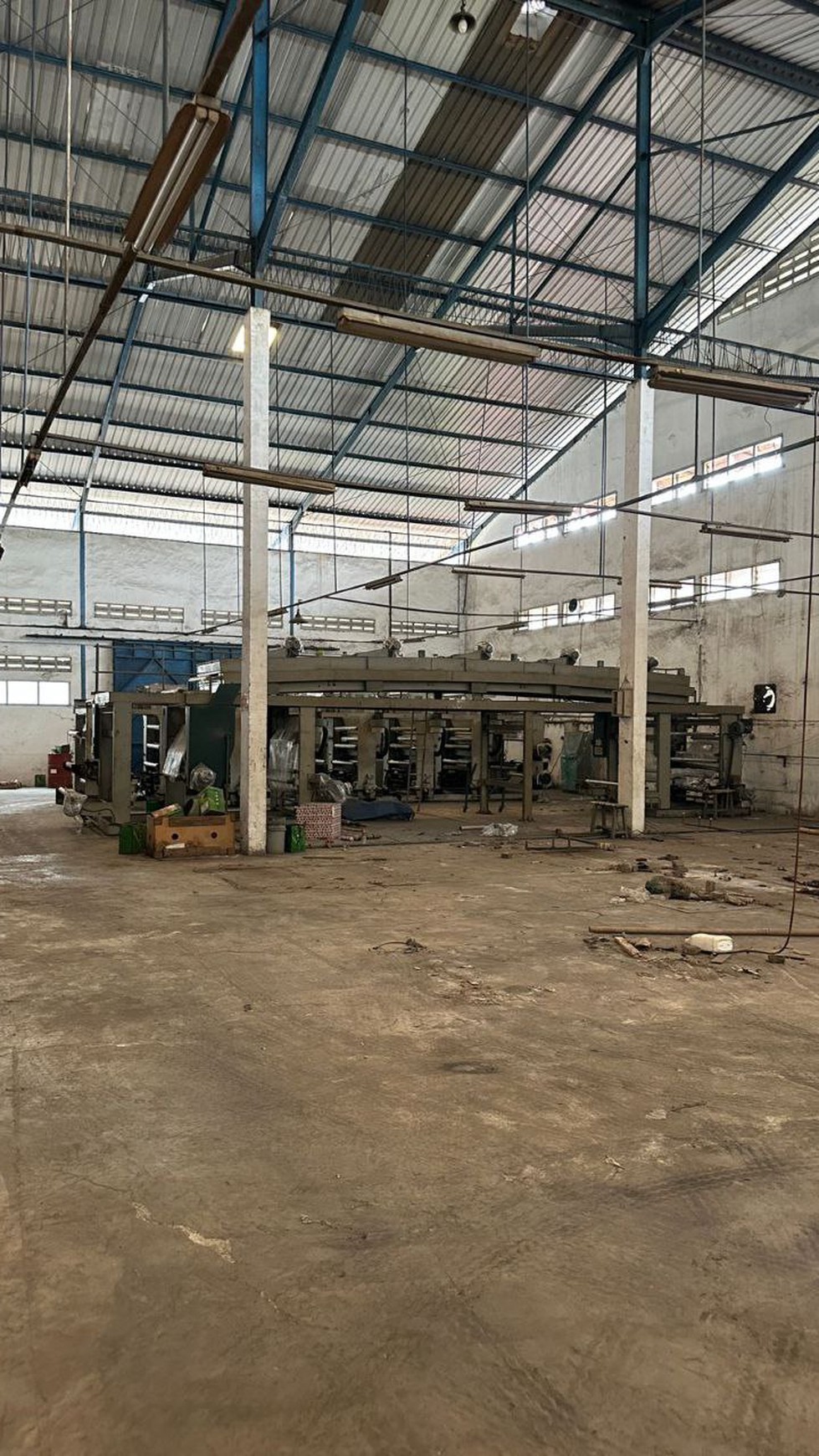 Dijual Pabrik Di Jalan Raya Kletek Sidoarjo