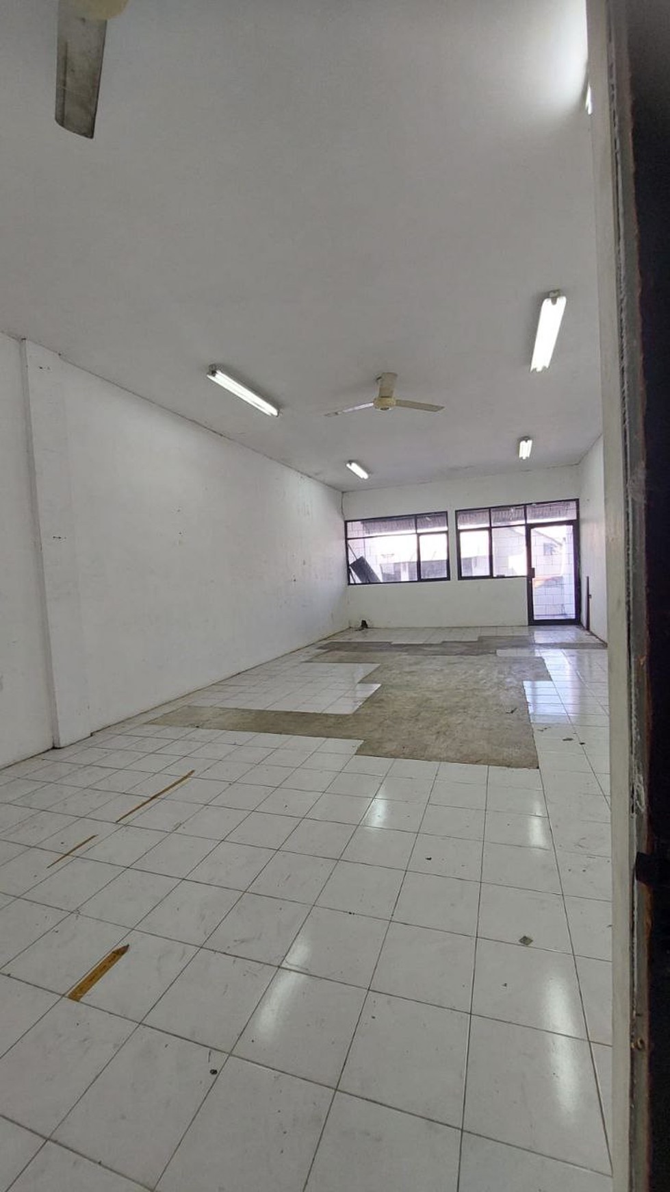 Dijual Ruko Di Jalan Gembong Kompleks Wisma Gemini