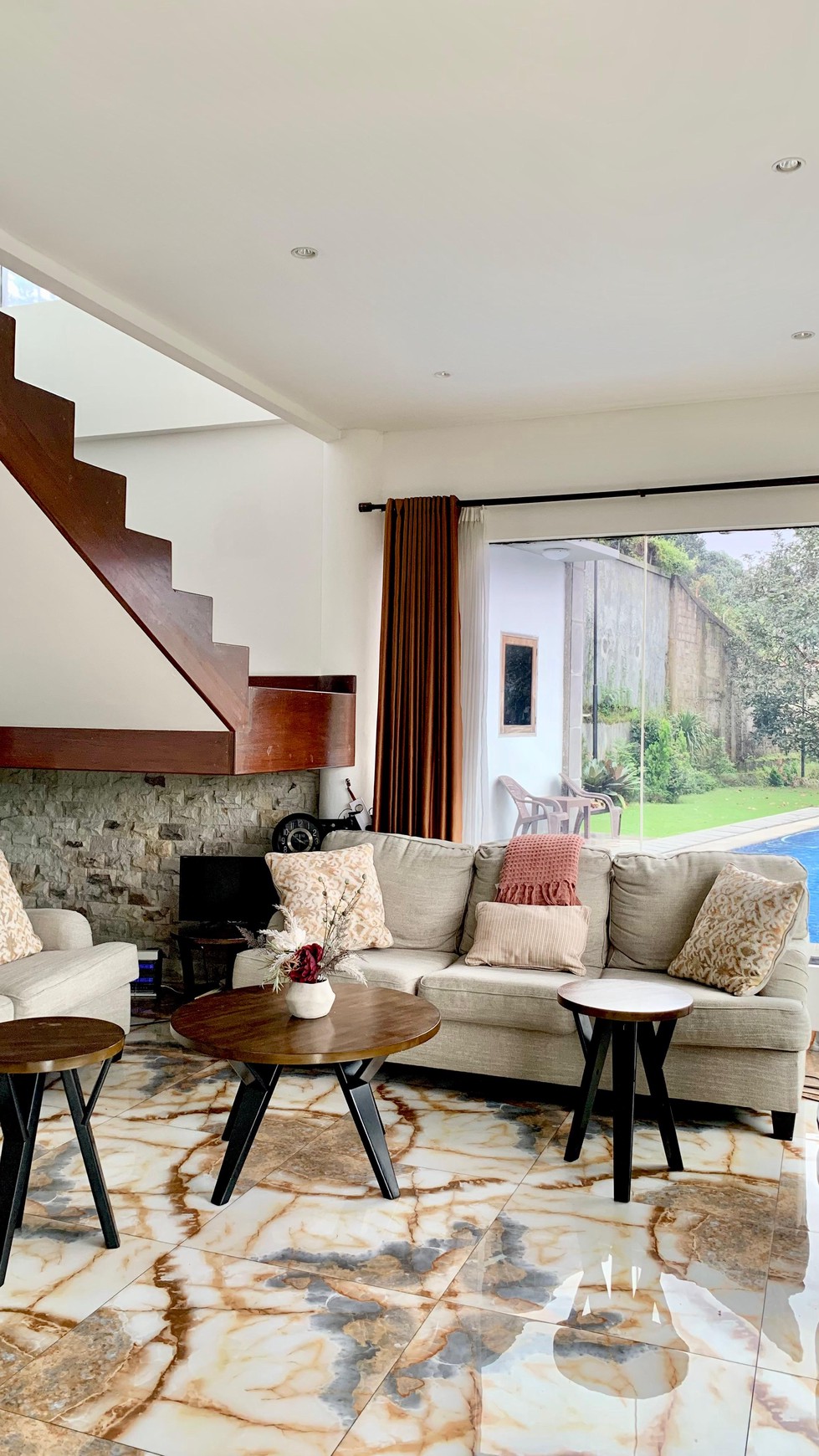 Dijual Lahan Komersial Pinggir Jalan Cisarua Puncak 