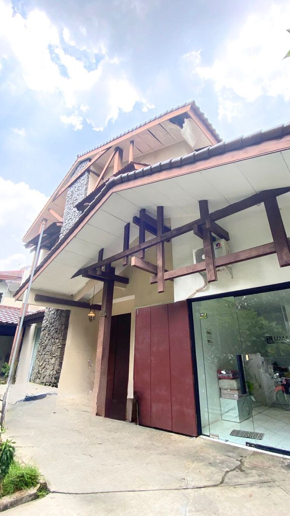 Rumah Hitung Tanah Area Cipete