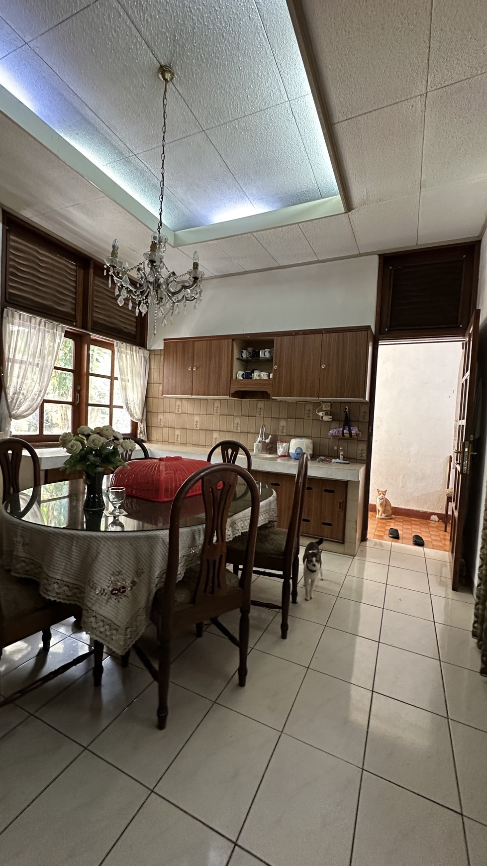 Rumah Hitung Tanah Area Cipete