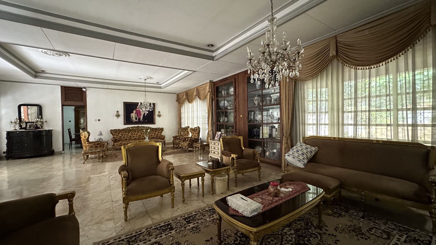 Rumah Hitung Tanah Area Cipete