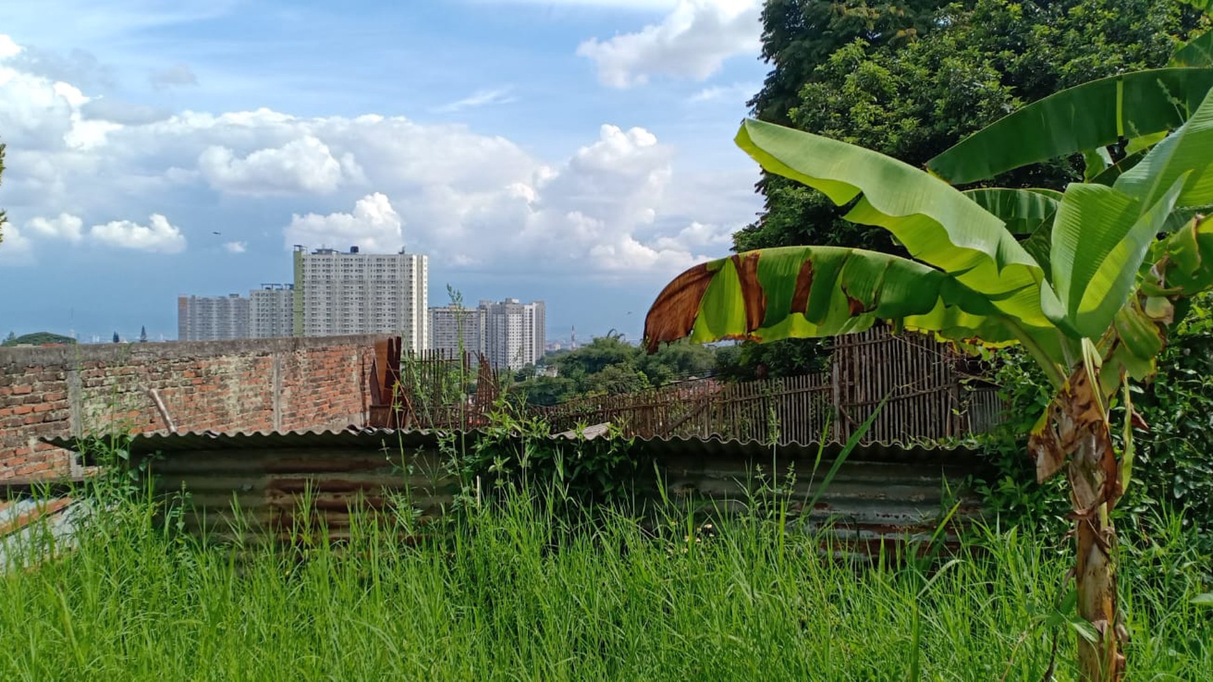 Rumah Hitung Tanah Area Cipete