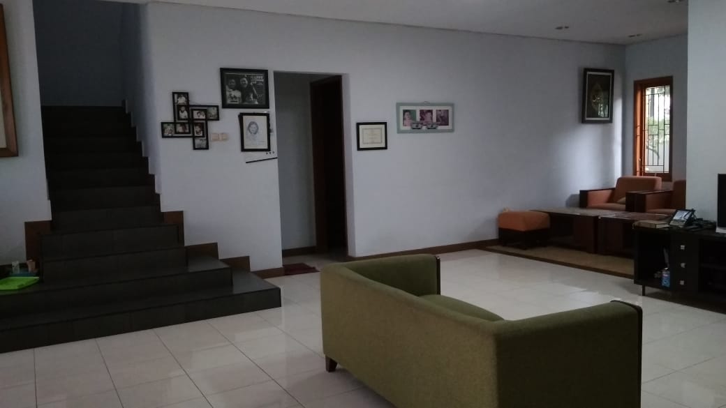 Rumah Asri & Nyaman Lokasi Strategis dekat Pintu Tol Andara, Jagakarsa, Jakarta Selatan