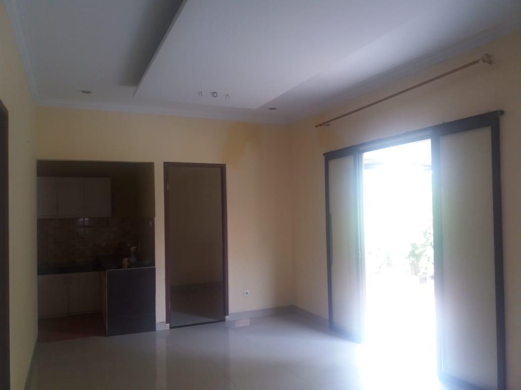 Rumah Asri & Nyaman Lokasi Strategis dekat Pintu Tol Andara, Jagakarsa, Jakarta Selatan