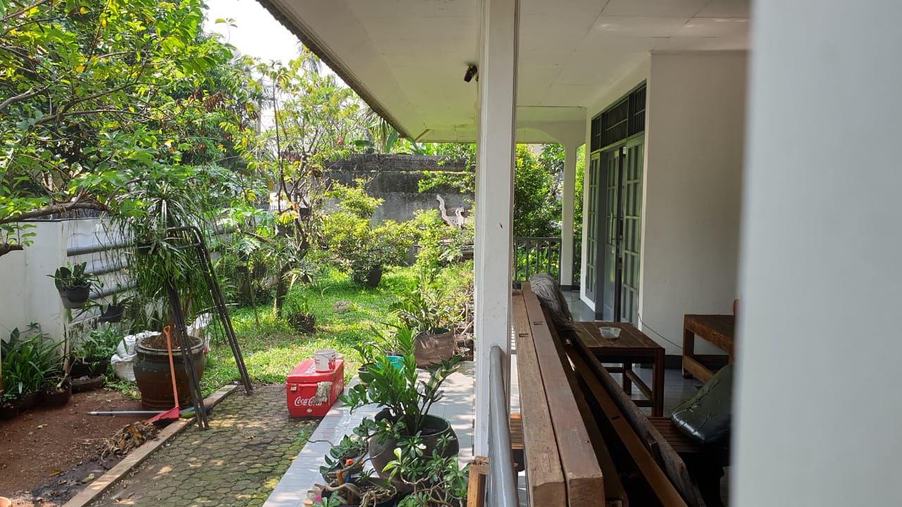 Rumah Tinggal Asri & Nyaman Lokasi Strategis di Jagakarsa Dekat Pintu Tol Andara.