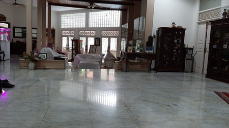 Rumah Asri & Luas Lokasi Strategis di Cipete Selatan