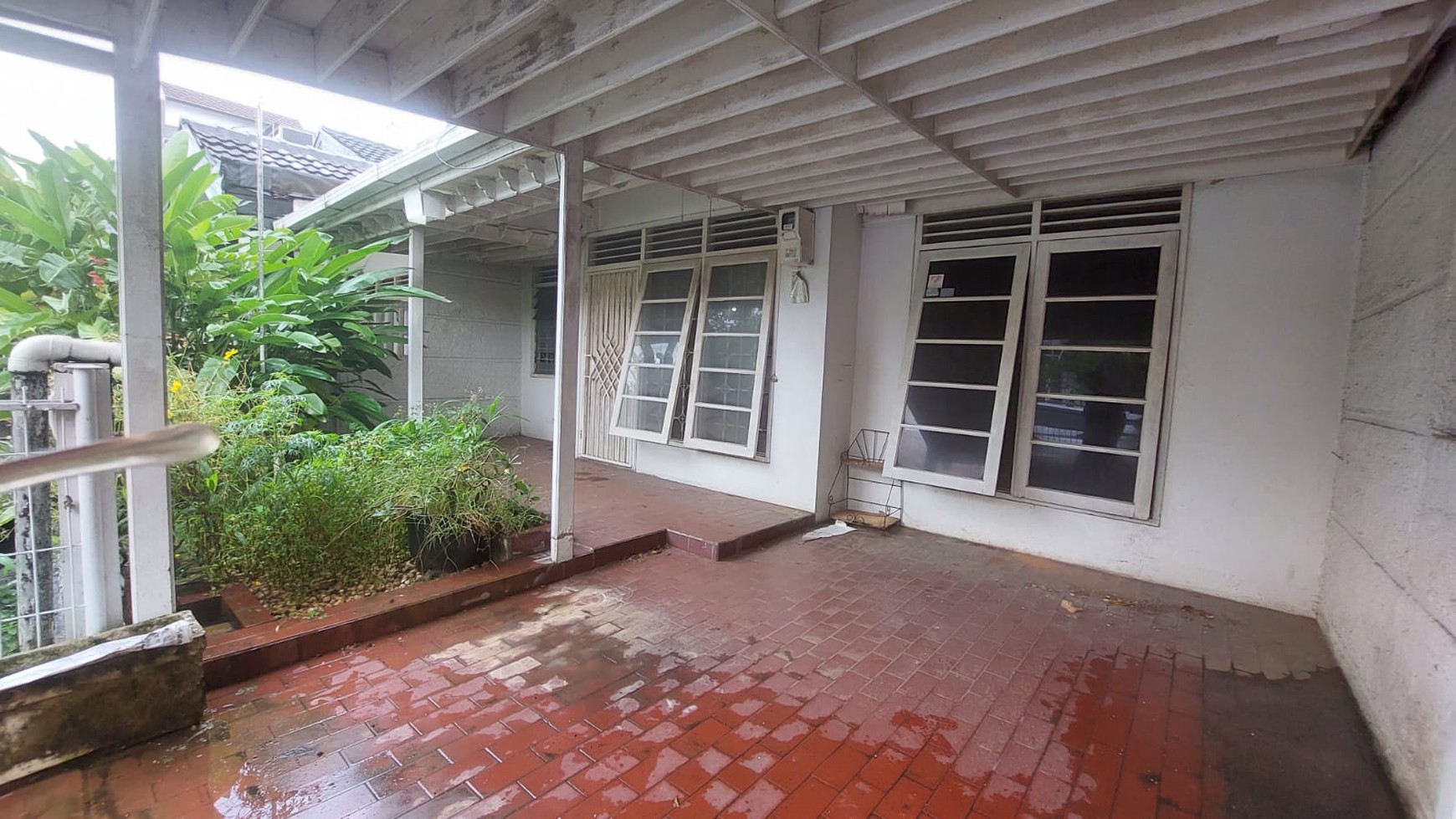 Rumah Murah 1 lantai, Hitung Tanah di Bumi Bintaro Permai, Jakarta Selatan.