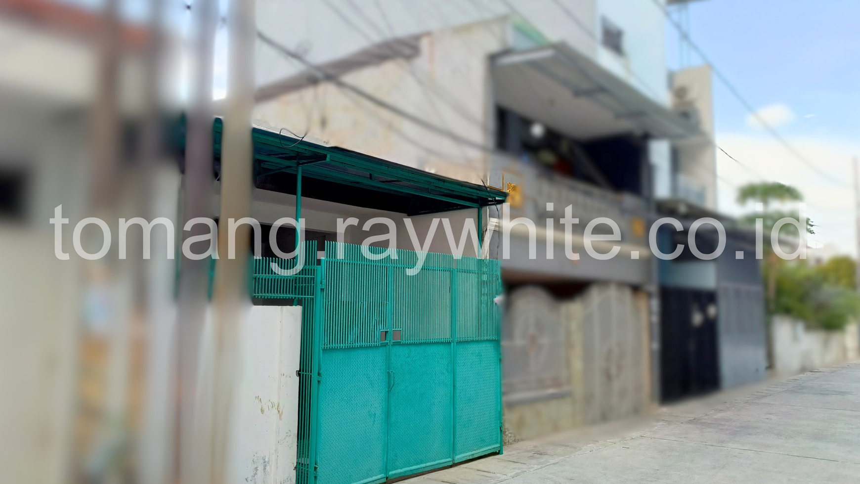 Rumah Nyaman di Jalan Hemat 3, Grogol Petamburan, Jakarta Barat
