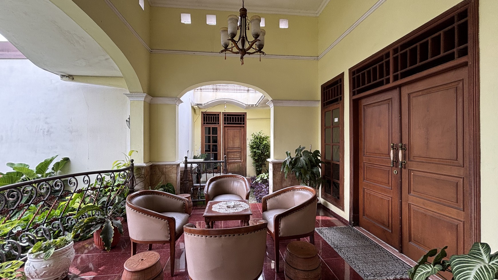 Rumah Di Jalan Raya Taruna, Ciracas, Cibubur