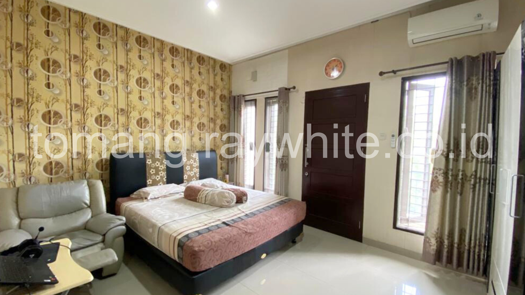 Rumah Dijual di Tomang