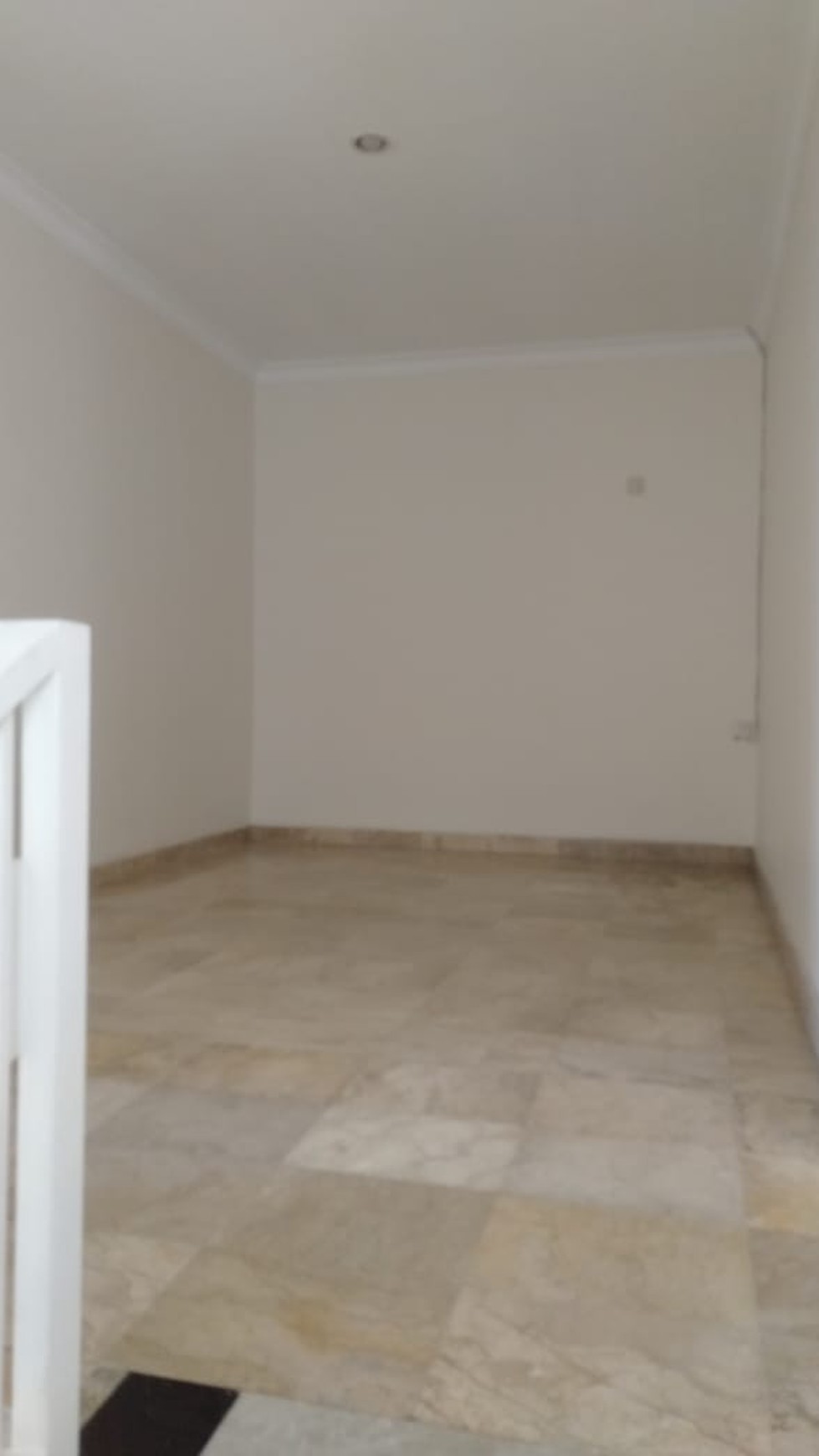 Rumah bagus, rapih dan terawat siap huni di Bintaro