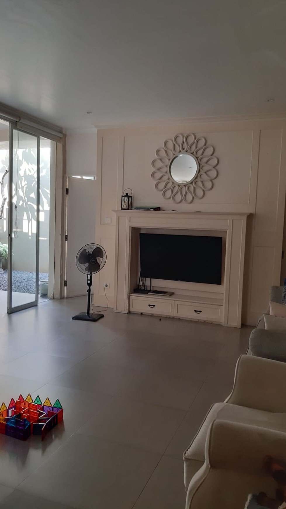 Rumah Bagus di DelatInos BSD City Dekat Toll