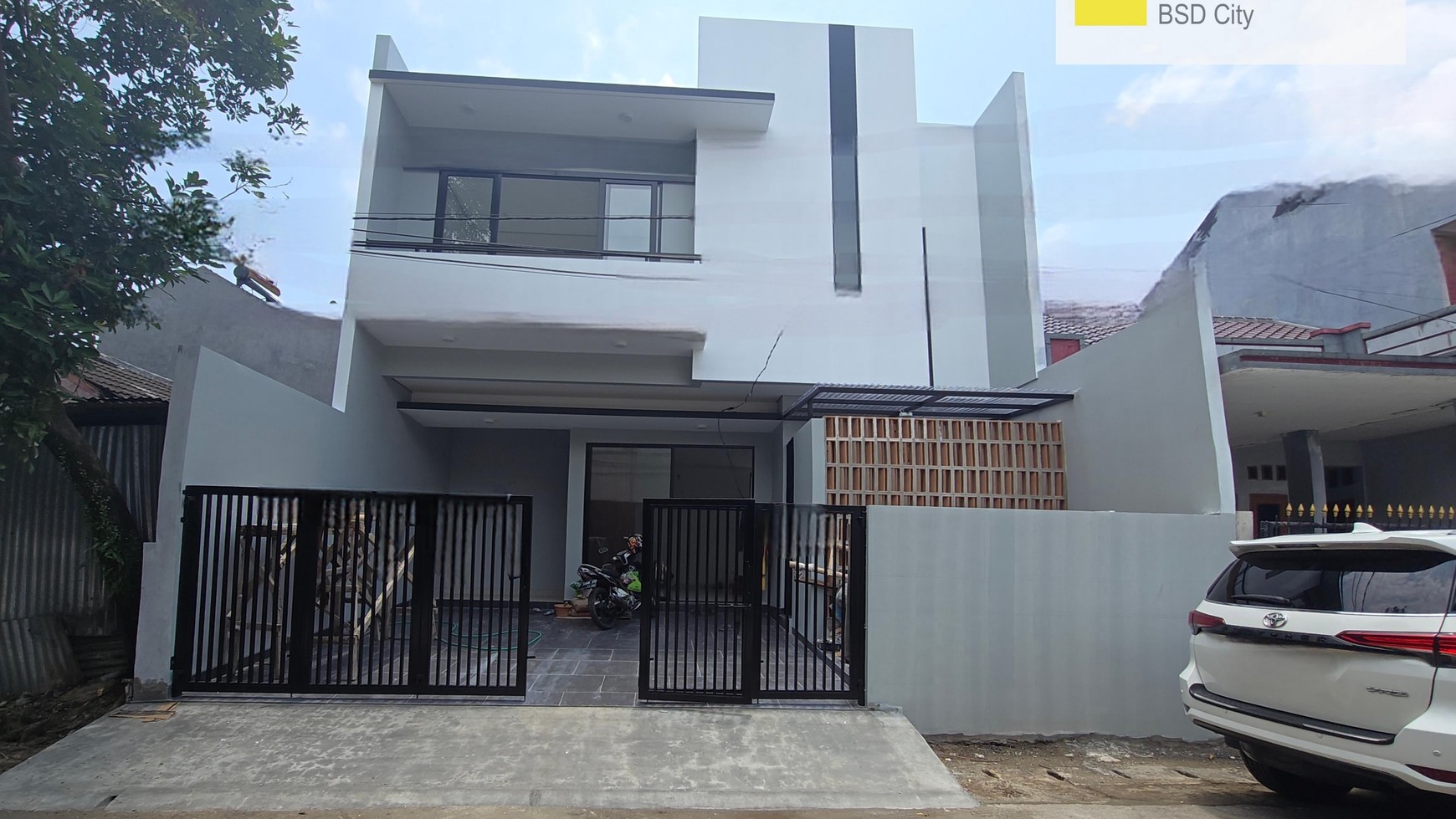 Rumah Baru di Nusa Loka BSD City, dekat Santa Ursula