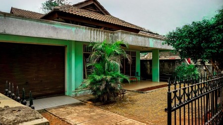 Rumah 1 Lantai Halaman Luas di Pesanggrahan, Jakarta Selatan