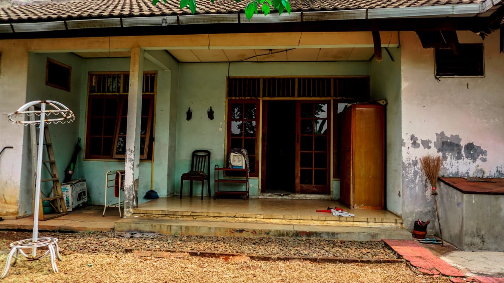 Rumah 1 Lantai Halaman Luas di Pesanggrahan, Jakarta Selatan