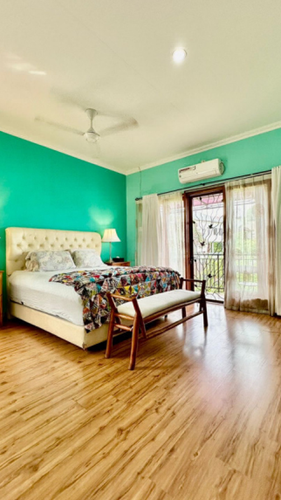 Rumah Tropical Homey Semi Furnished 5 Menit ke MRT Lebak Bulus