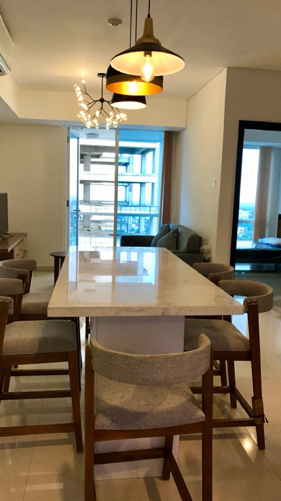 Apartemen Furnished Posisi Hook Siap Huni Tinggal Bawa Koper