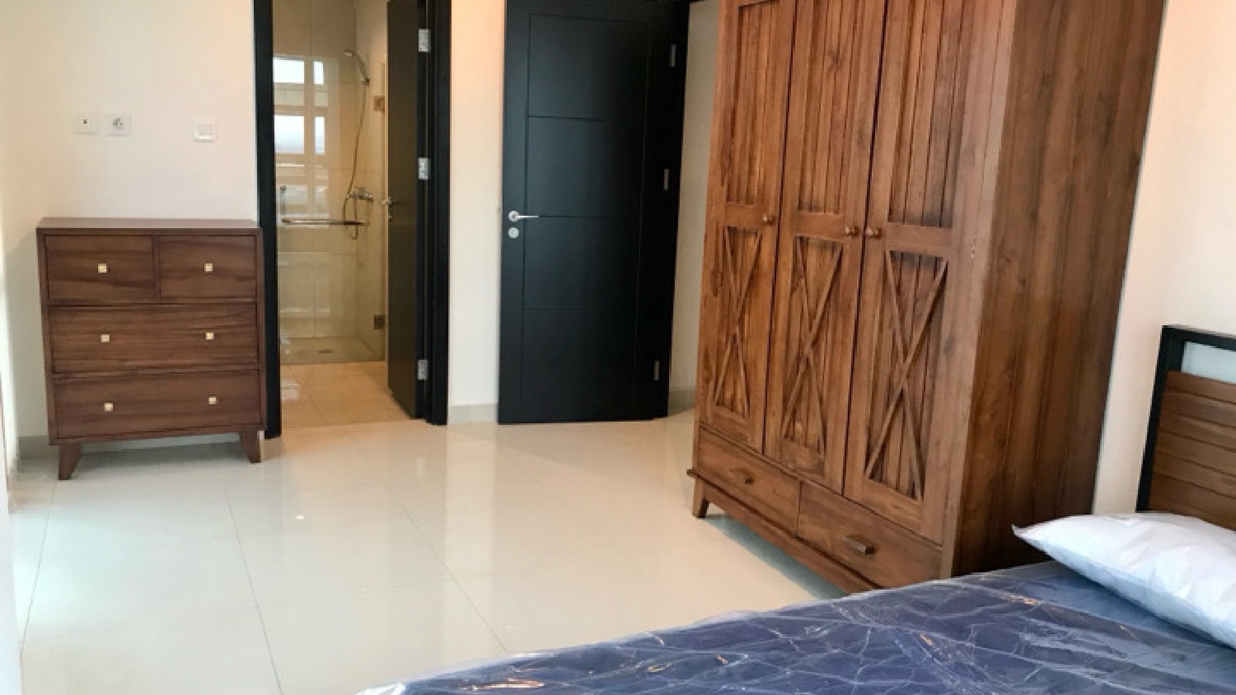 Apartemen Furnished Posisi Hook Siap Huni Tinggal Bawa Koper