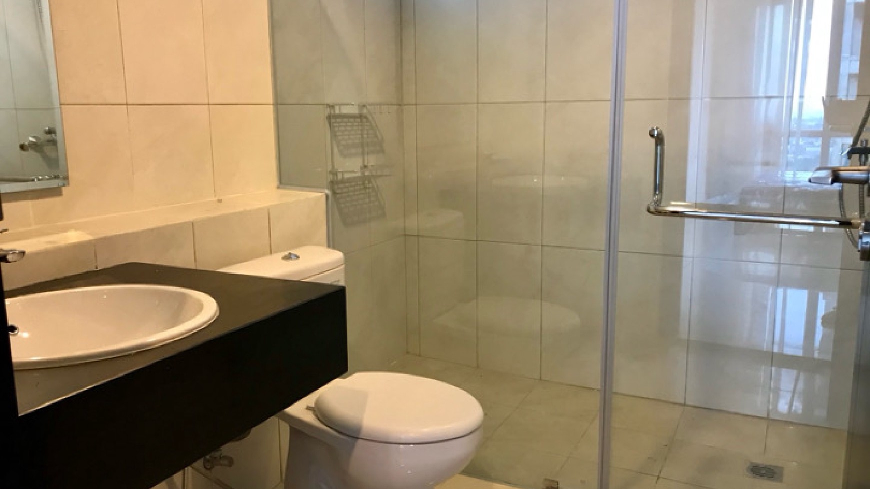 Apartemen Furnished Posisi Hook Siap Huni Tinggal Bawa Koper