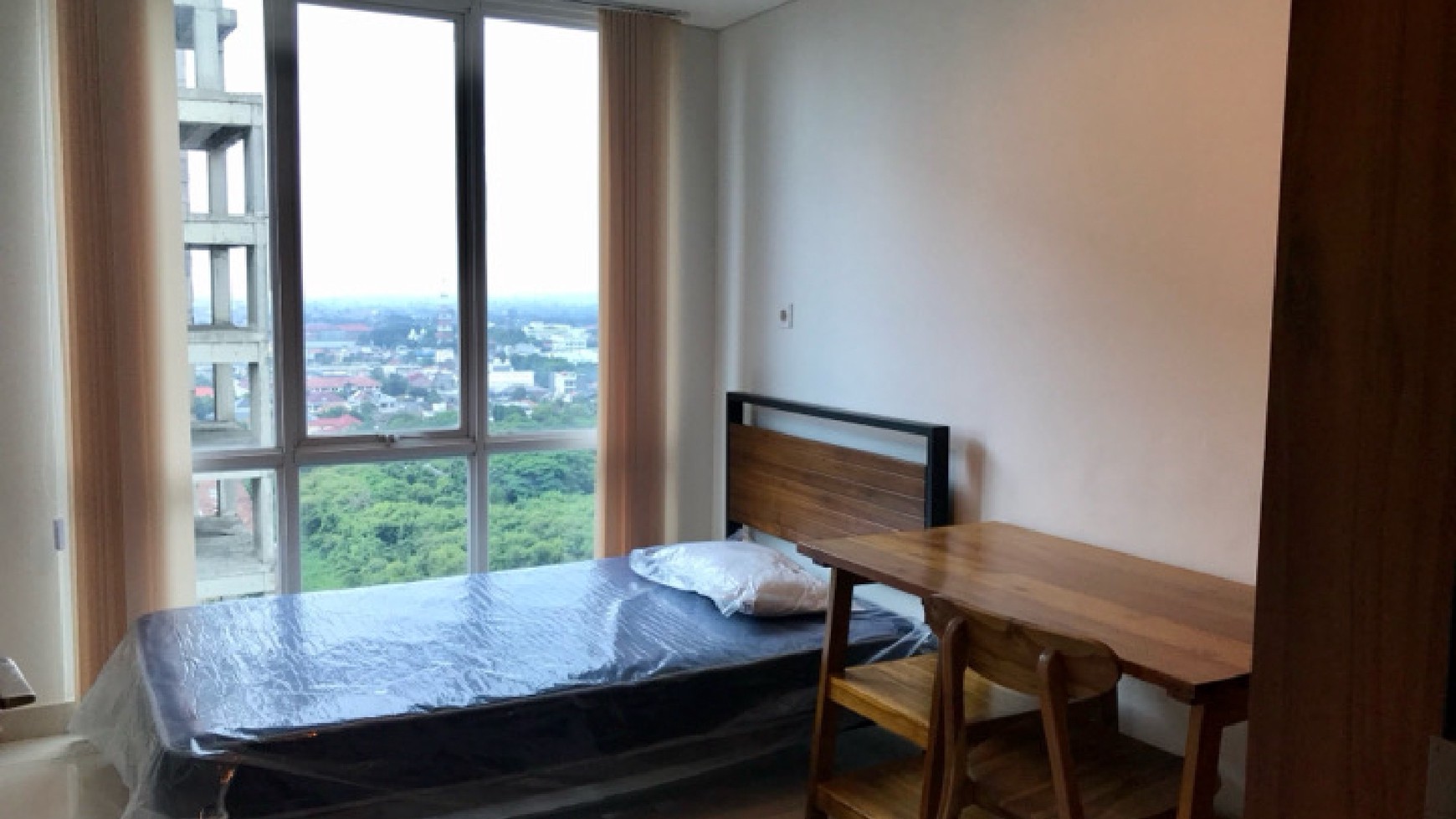 Apartemen Furnished Posisi Hook Siap Huni Tinggal Bawa Koper