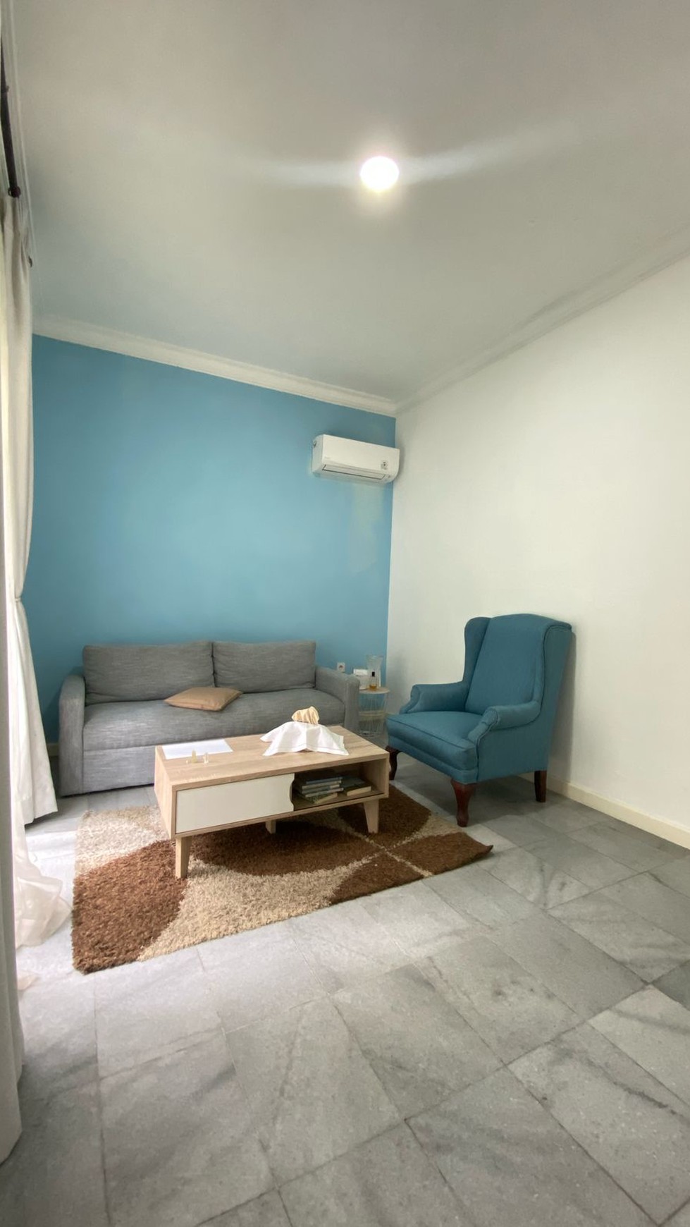 Rumah dalam Komplek Selangkah ke MRT Lebak Bulus, Jakarta Selatan