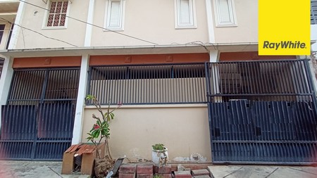 Dijual Rumah 2 lantai SHM di Jl Libra Ploso Timur Surabaya