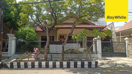 Dijual Rumah SHM di Nol Jalan Raya Kutisari Surabaya