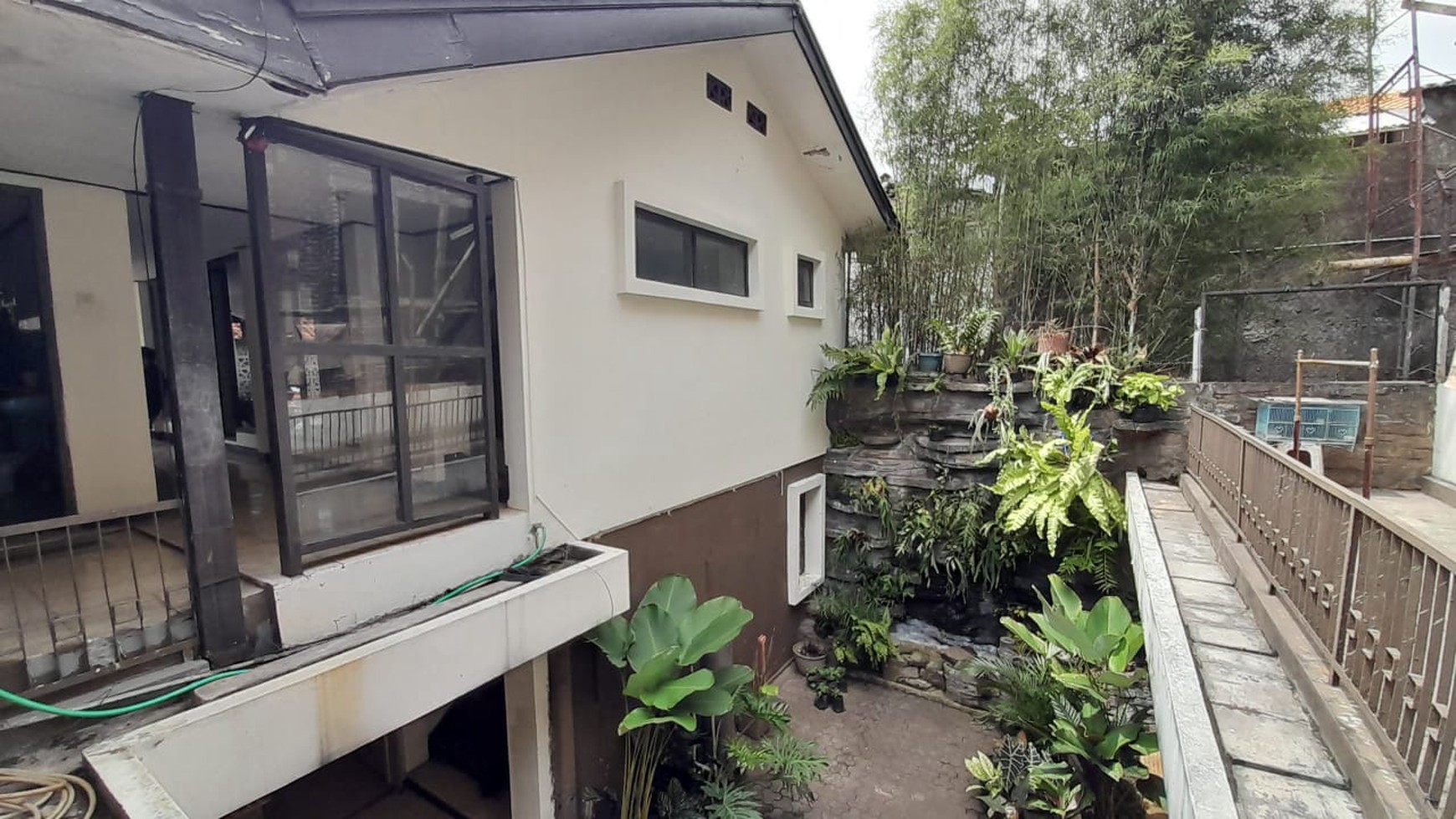 Dijual Rumah di Kebon Bibit Sayap Dago