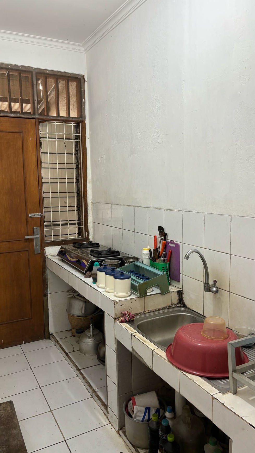 Rumah 1 lantai, dalam Cluster di Graha  Raya Bintaro.