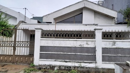 JUAL - RUMAH Classic SIAP HUNI kertajaya indah