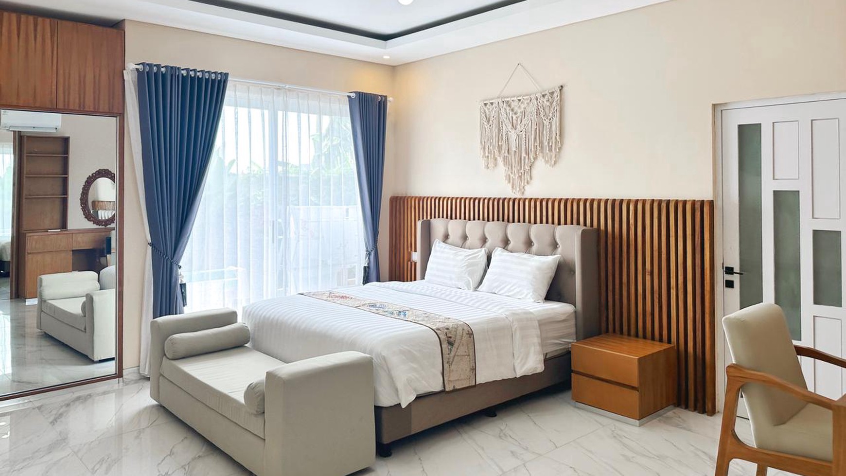 Leasehold - Luxury villa with breathtaking views of majestic mountains in Cemagi, Bal