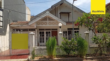 Dijual Rumah SHM di Klampis Semolo Barat Surabaya