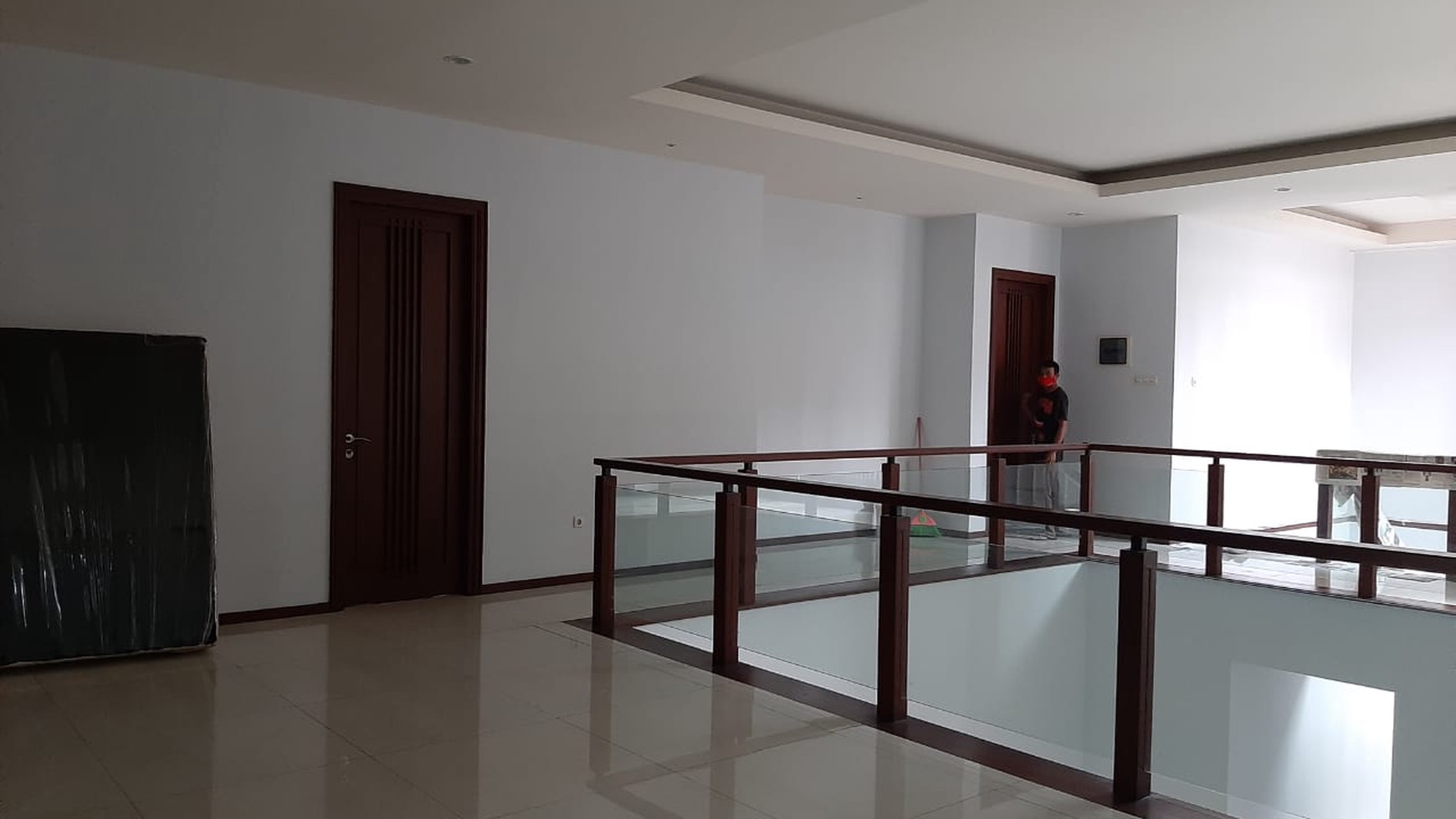 Rumah bagus, 2 lantai siap huni dalam cluster exclusive di Sektor 9
