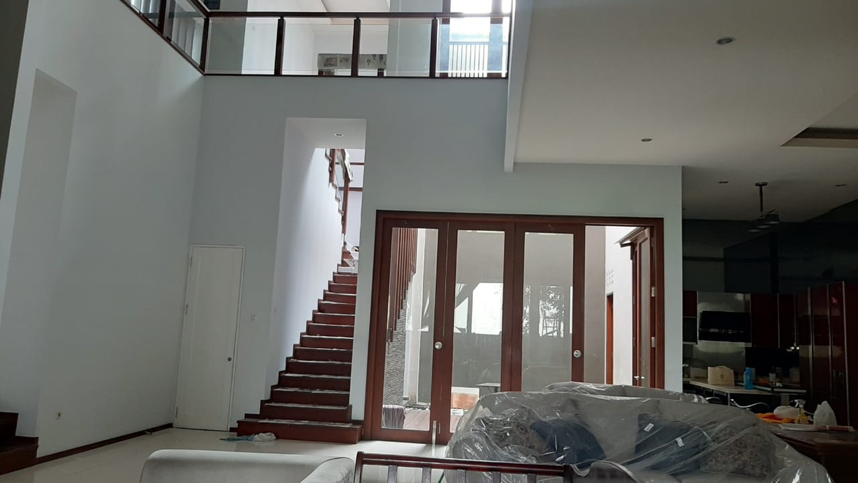 Rumah bagus, 2 lantai siap huni dalam cluster exclusive di Sektor 9