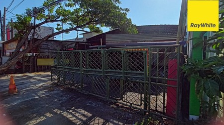 Dijual Rumah 2 lantai di Nol Jalan Raya Kali Rungkut Surabaya