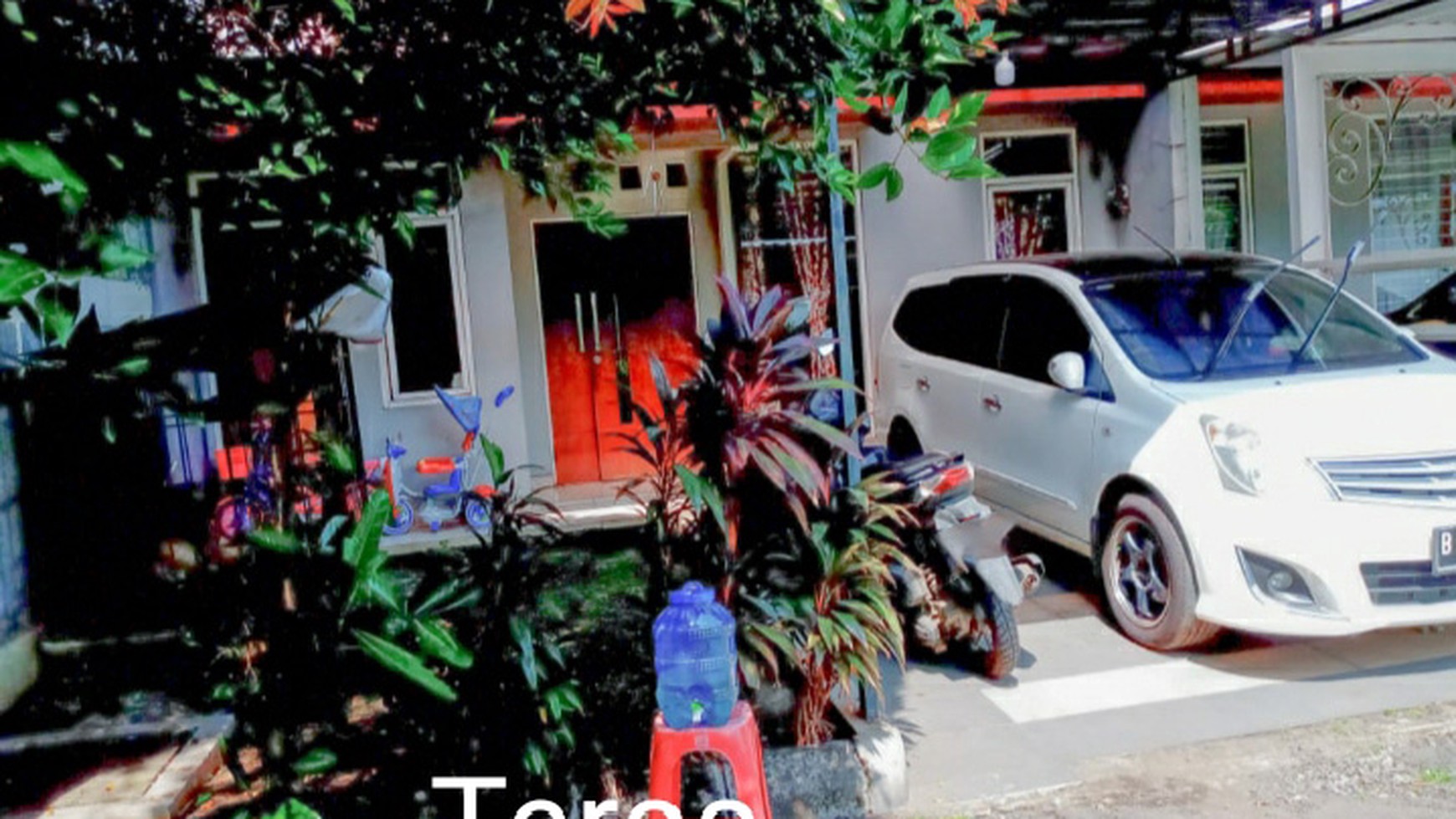 Rumah Siap Huni dengan Hunian Nyaman dan Asri di Jakarta Timur