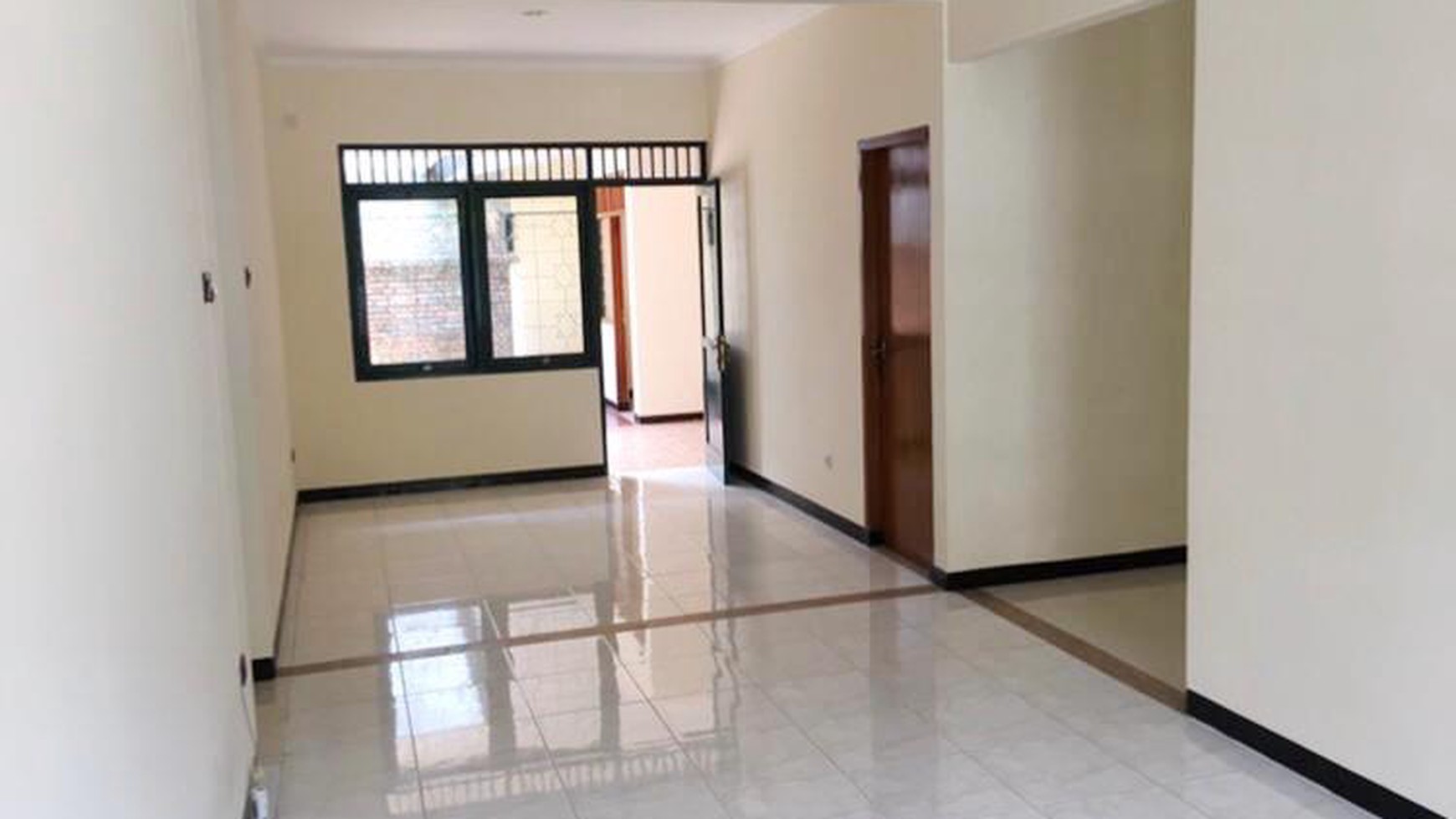 Dijual Rumah 1 Lantai di Jl Puter Bintaro Jaya Sektor 5