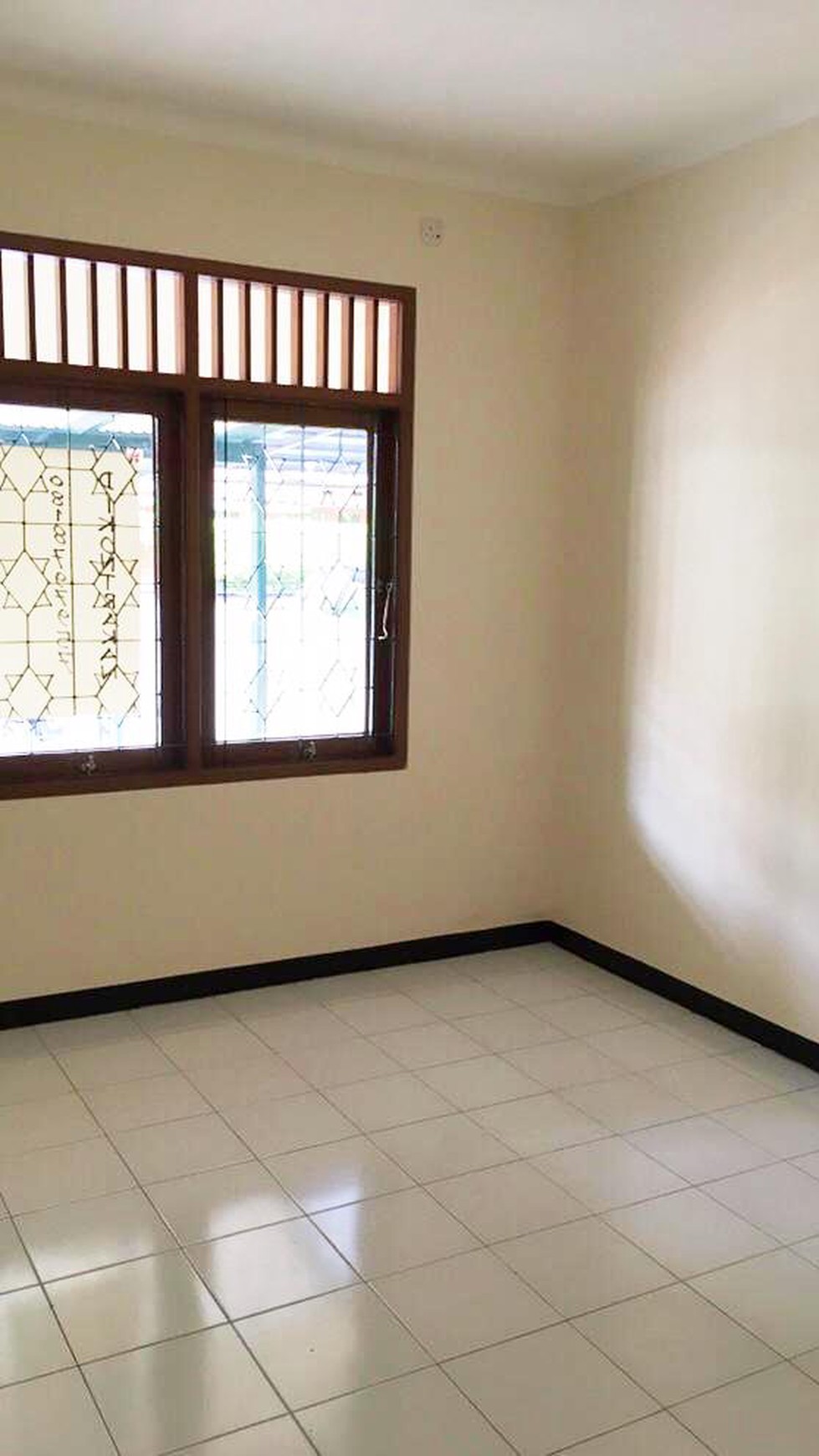 Dijual Rumah 1 Lantai di Jl Puter Bintaro Jaya Sektor 5
