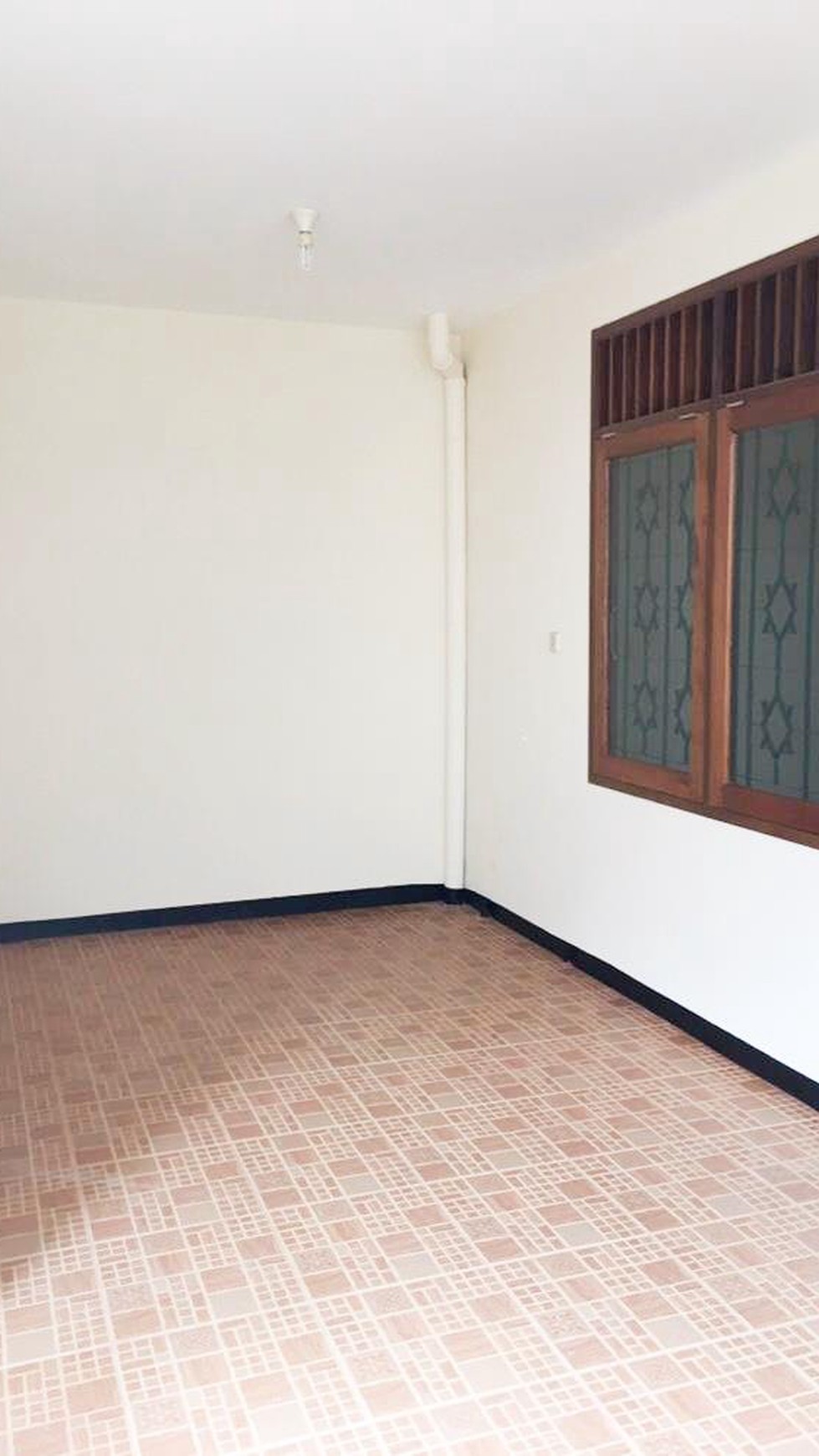 Dijual Rumah 1 Lantai di Jl Puter Bintaro Jaya Sektor 5