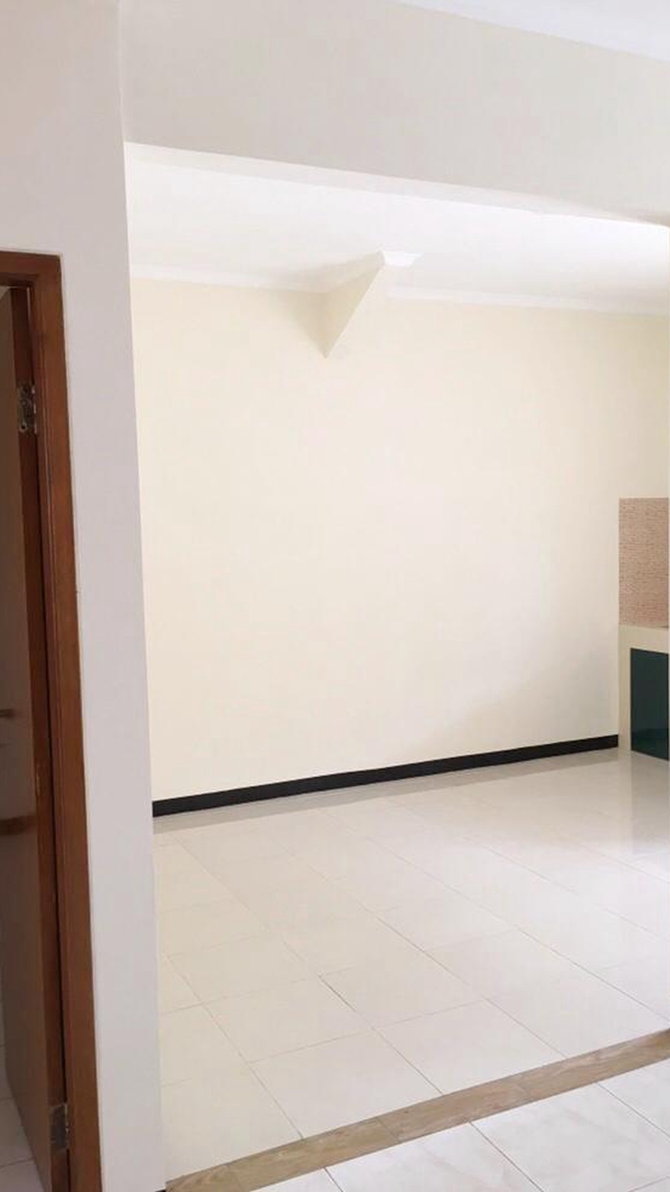 Rumah 1 lantai, Bebas banjir, lokasi strategis di Bintaro Sektor 5