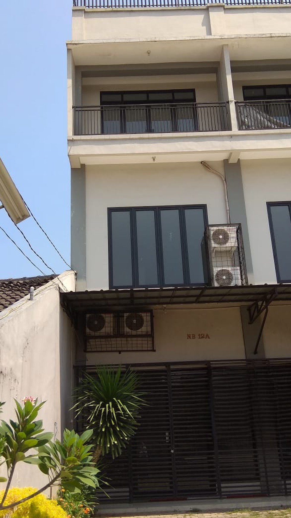 Cinere raya ruko 3 lantai disewakan dikontrakan cocok untuk kantor