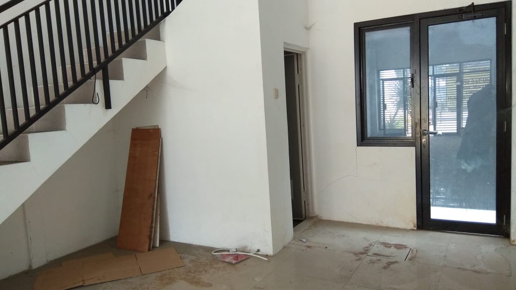 Cinere raya ruko 3 lantai disewakan dikontrakan cocok untuk kantor