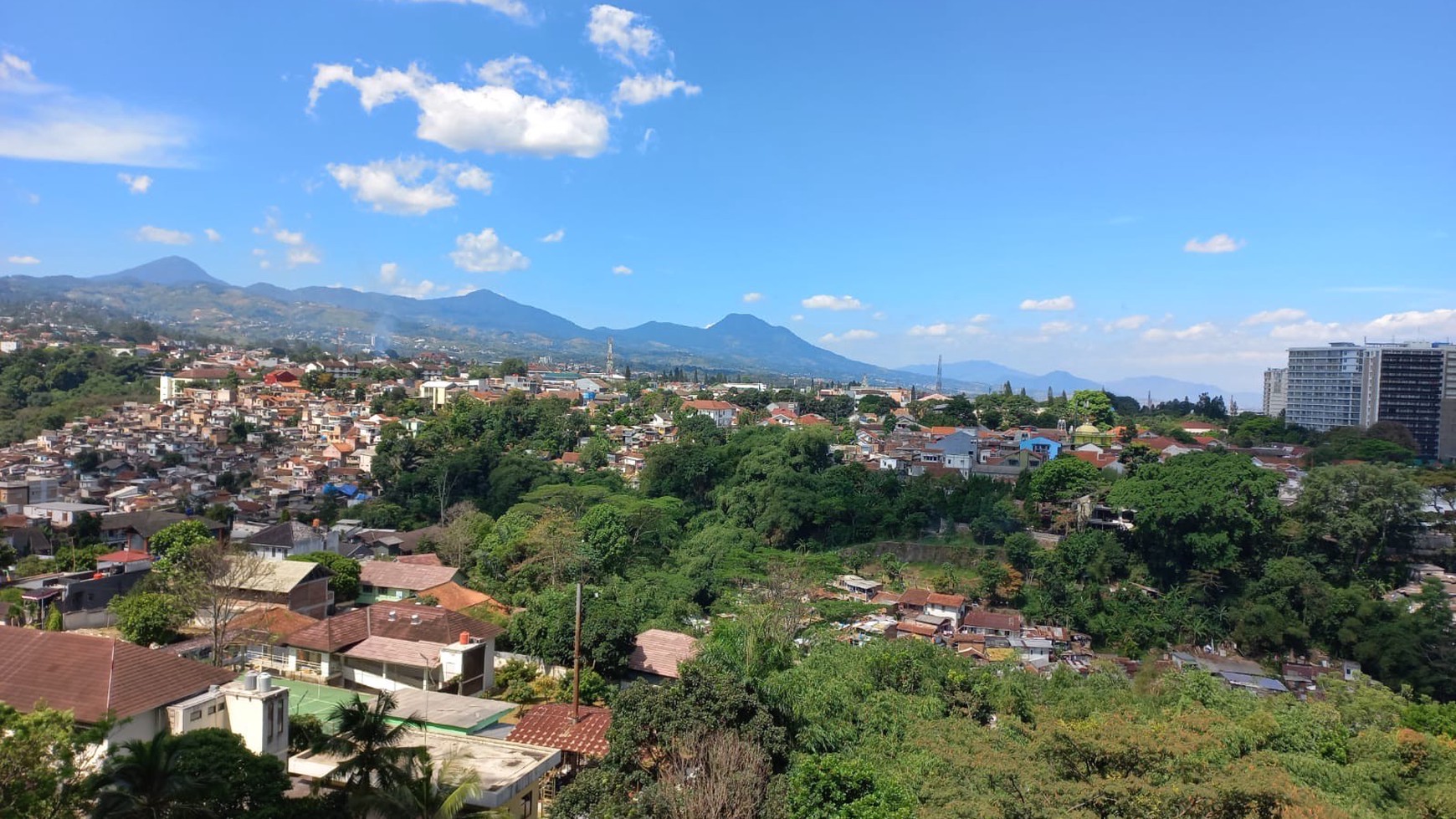 Apartemen Ciumbuleuit, Bandung