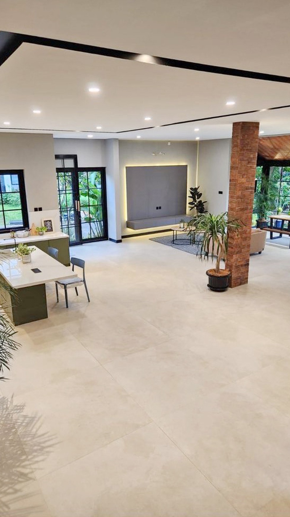 Rumah Hitung Tanah Area Cipete