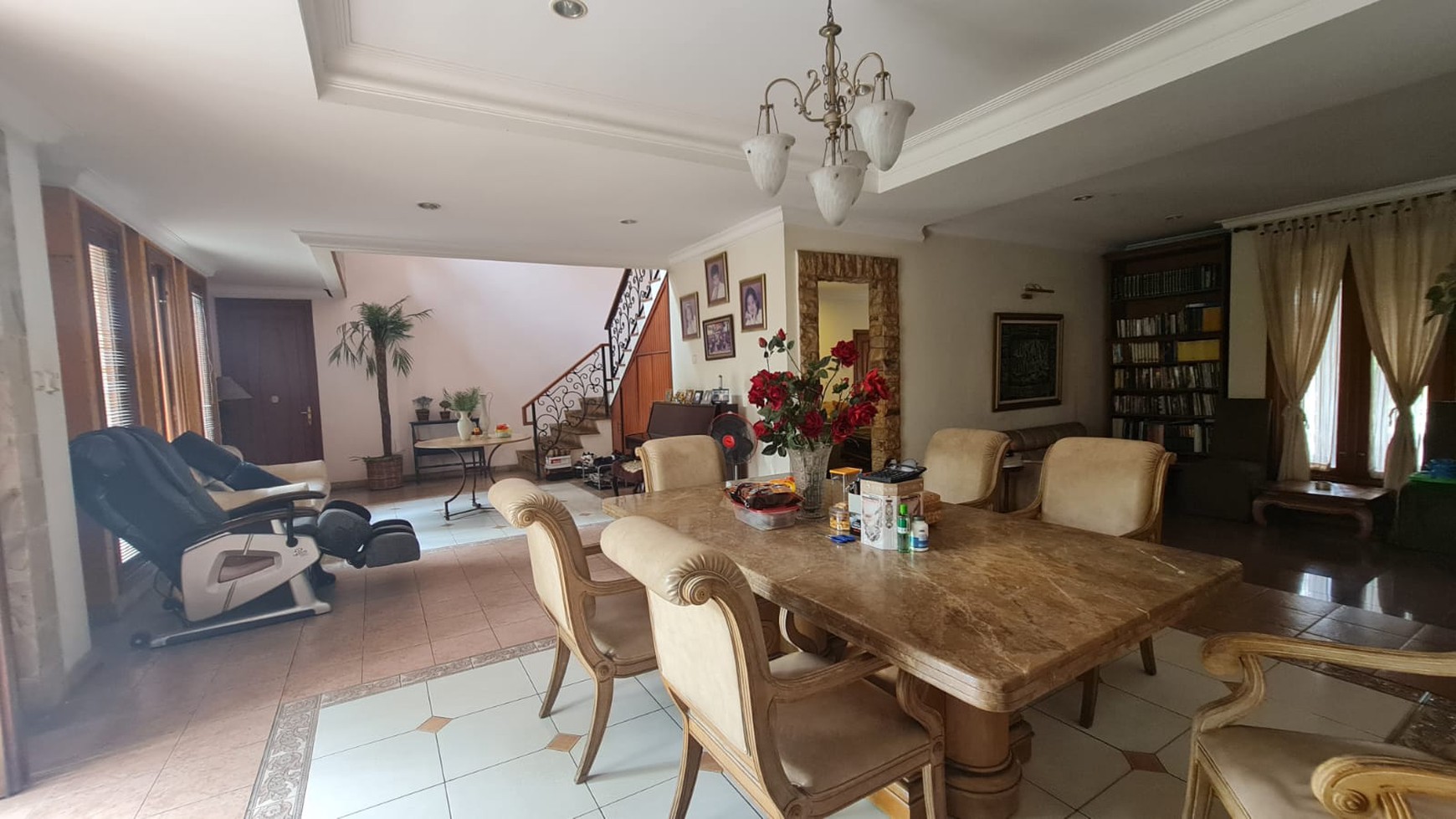 Rumah Hitung Tanah Area Cipete