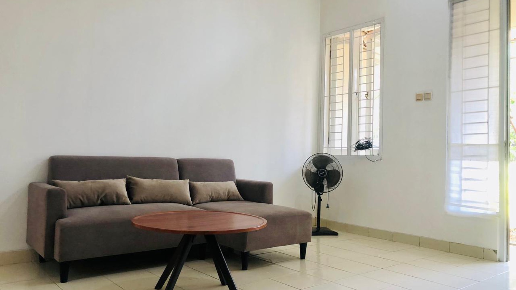 Semi Furnished Dekat Tol di BSD Cluster Neo Catalonia Nusaloka 
