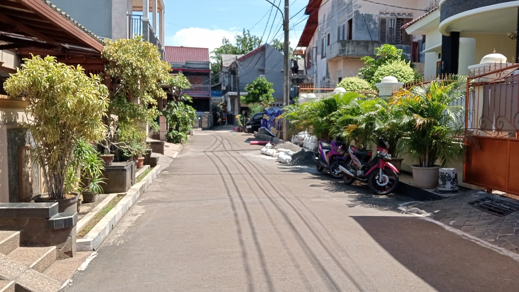 Pondok Jatimurni, Mewah, Lokasi Strategis, Siap Huni, Bisa Cash dan KPR, Nego