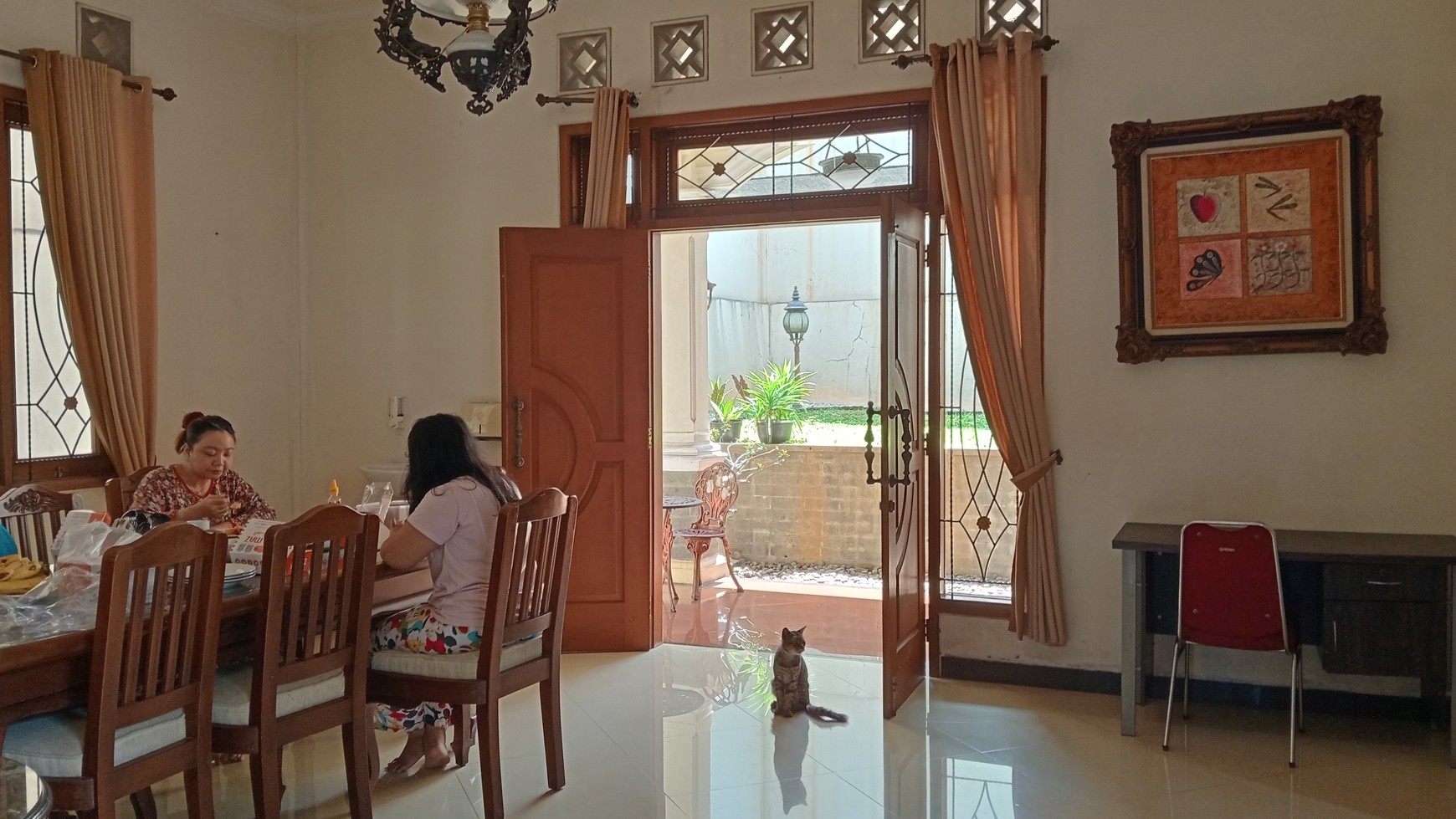 Pondok Jatimurni, Mewah, Lokasi Strategis, Siap Huni, Bisa Cash dan KPR, Nego